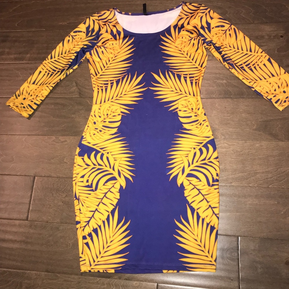 Tropical Print Bodycon Dress-Never Worn